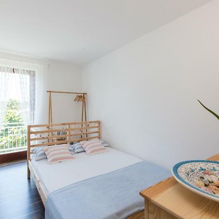 Casa Flora 3-Minutes' Walk From The Beach Novigrad Istria المظهر الخارجي الصورة