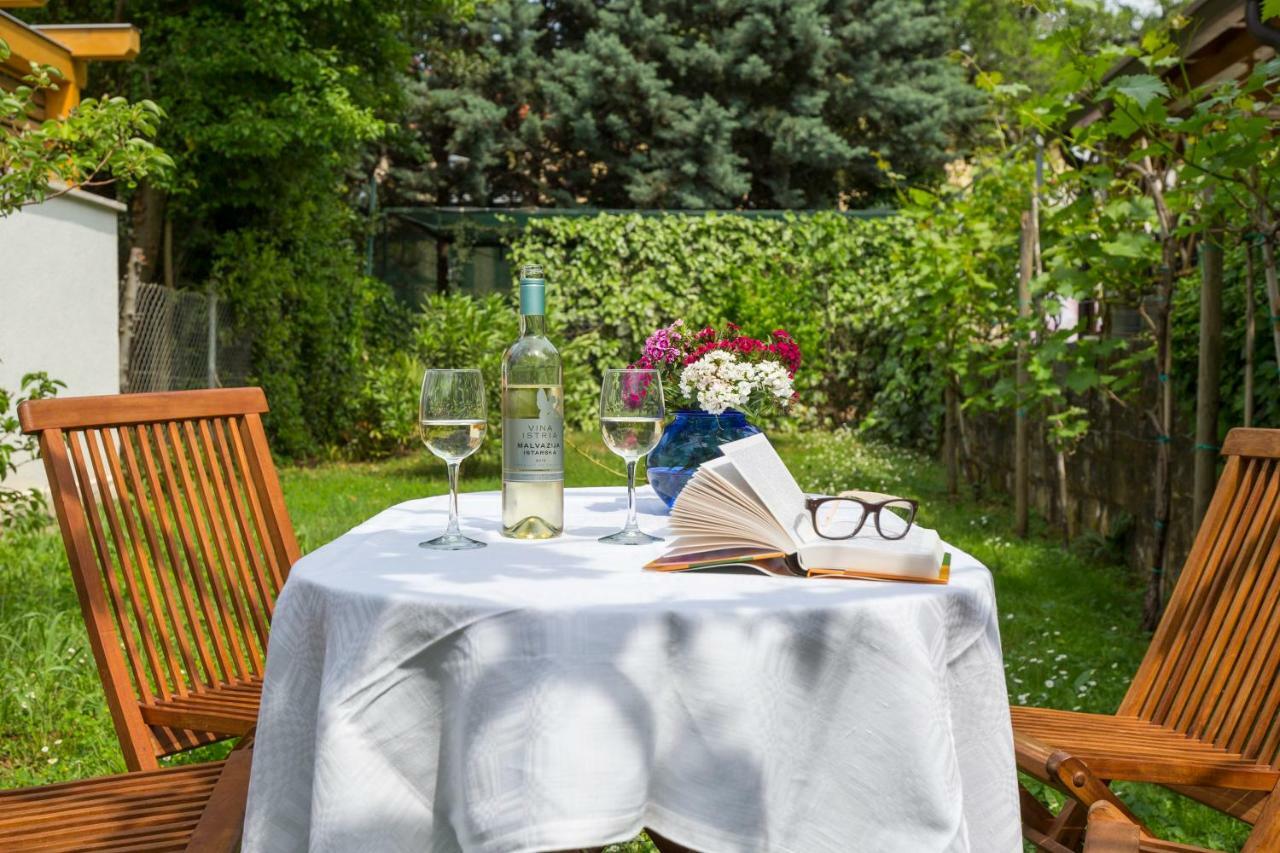 Casa Flora 3-Minutes' Walk From The Beach Novigrad Istria المظهر الخارجي الصورة