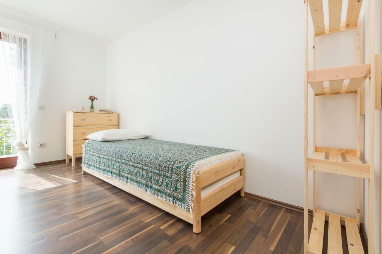 Casa Flora 3-Minutes' Walk From The Beach Novigrad Istria المظهر الخارجي الصورة