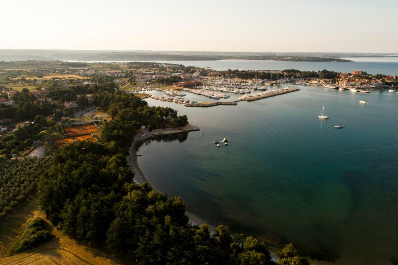 Casa Flora 3-Minutes' Walk From The Beach Novigrad Istria المظهر الخارجي الصورة