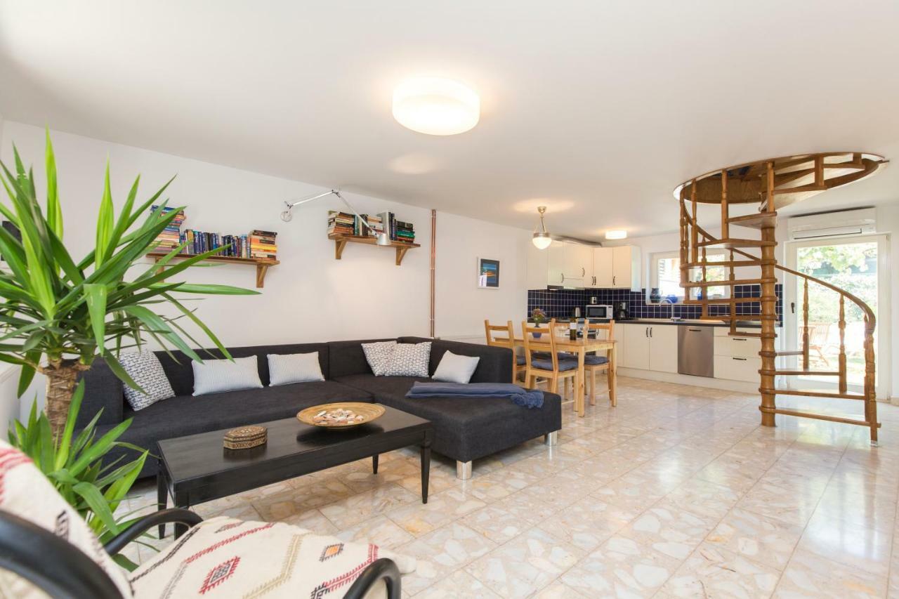 Casa Flora 3-Minutes' Walk From The Beach Novigrad Istria المظهر الخارجي الصورة