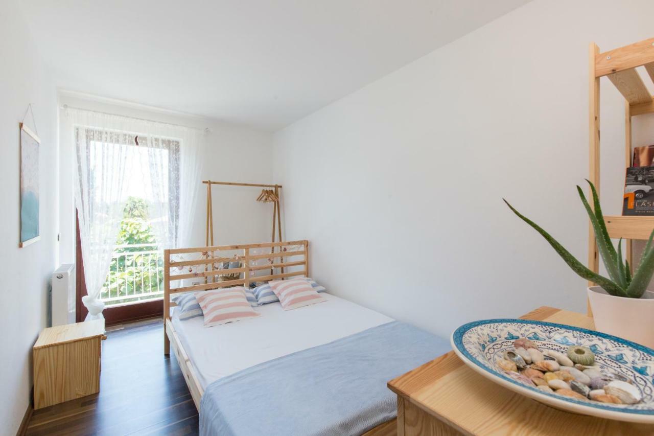 Casa Flora 3-Minutes' Walk From The Beach Novigrad Istria المظهر الخارجي الصورة